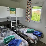 مكان تخييم Mobile Homes By Kelair At Les Genets سان جان دي مونت