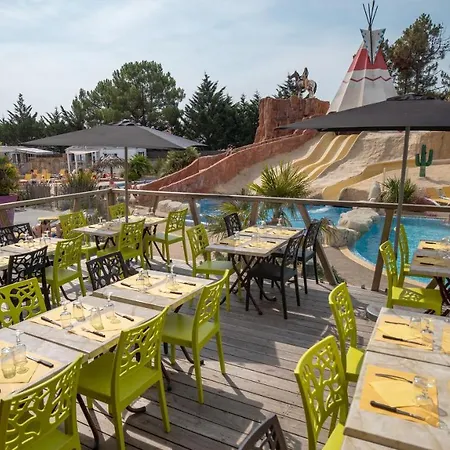 Mobile Homes By Kelair At Les Genets Saint-Jean-de-Monts