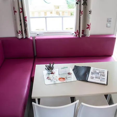 Mobile Homes By Kelair At Les Genets אתר קמפינג *