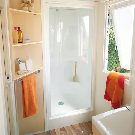 אתר קמפינג Mobile Homes By Kelair At Les Genets