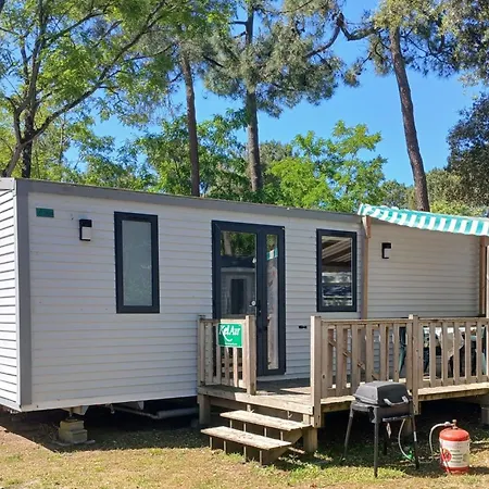 مكان تخييم Mobile Homes By Kelair At Les Genets *