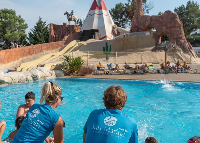 Mobile Homes By Kelair At Les Genets Campingplads *